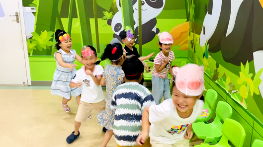 天童教育：怎样陪伴2-3岁的孩子度过成长